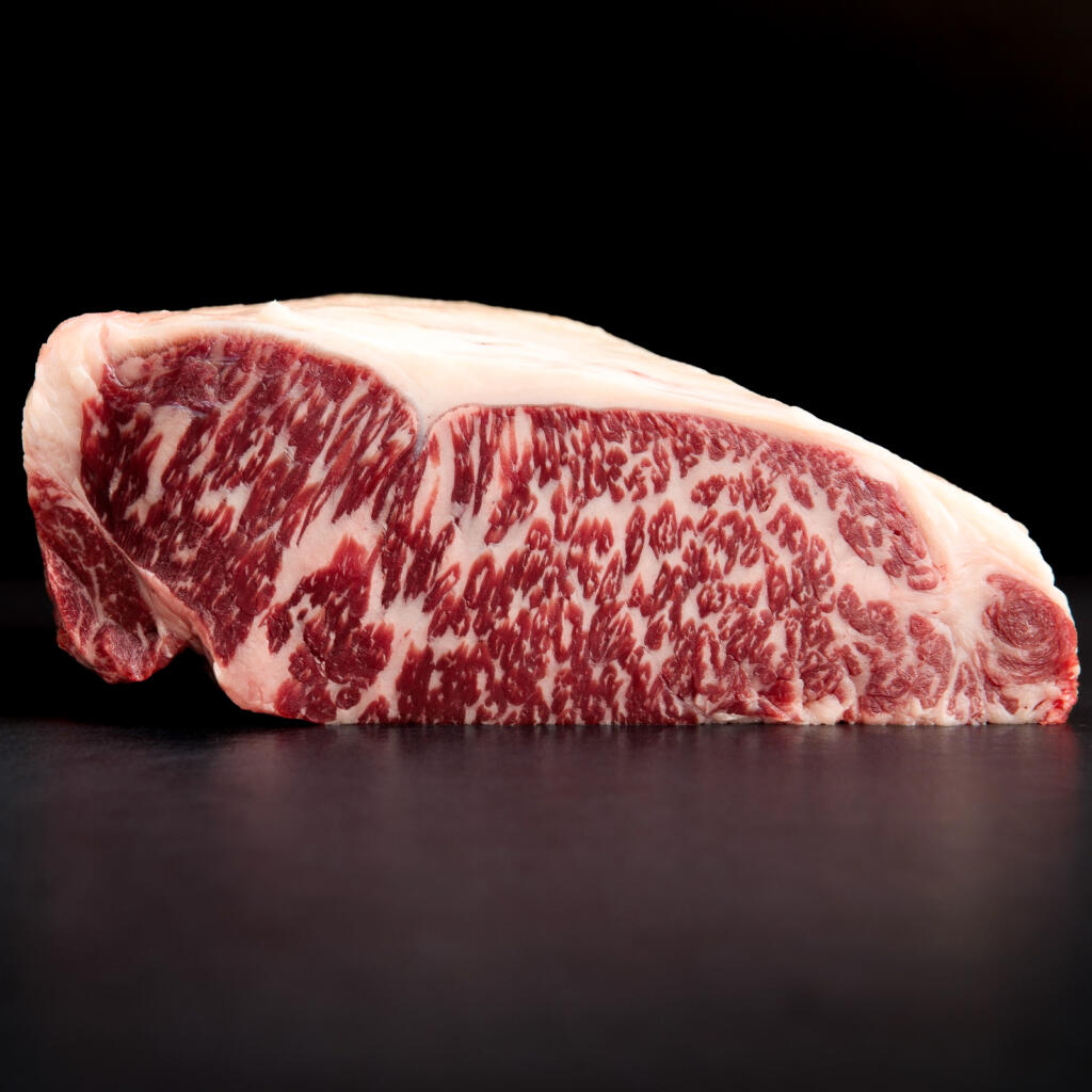 Lotte L’grow Wagyu Sirloin